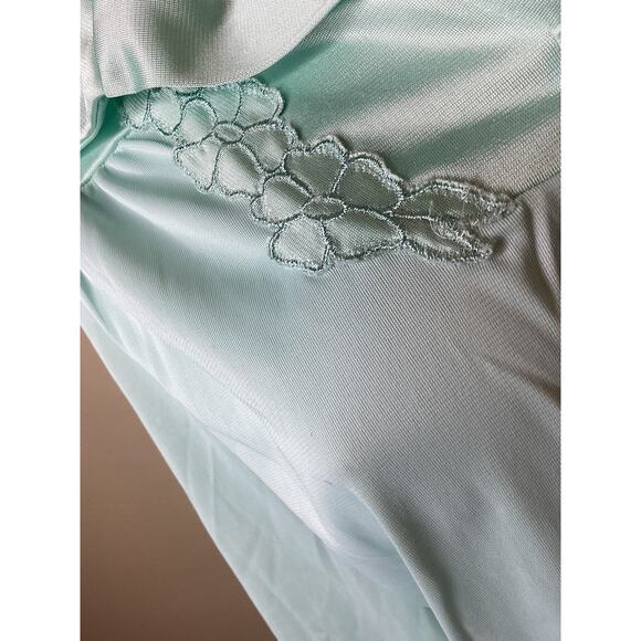 Vanity Fair Vtg L/S Nightgown Medium  Blue EUC Button Down Modest,Sleepwear - Picture 4 of 9